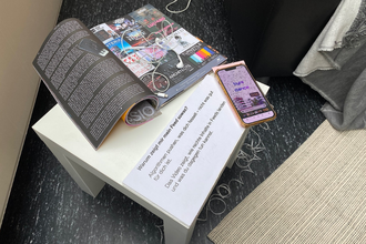 Modell einer Studierendengruppe zum Thema „Rechts“. © HTW Berlin / Jonas Togler