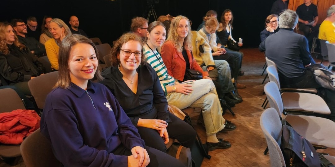 Das Projektteam freut sich auf die Ausstellungseröffnung von Green Planet Berlin. © HTW Berlin/Tobias Nettke Das Projektteam freut sich auf die Ausstellungseröffnung von Green Planet Berlin. © HTW Berlin/Tobias Nettke