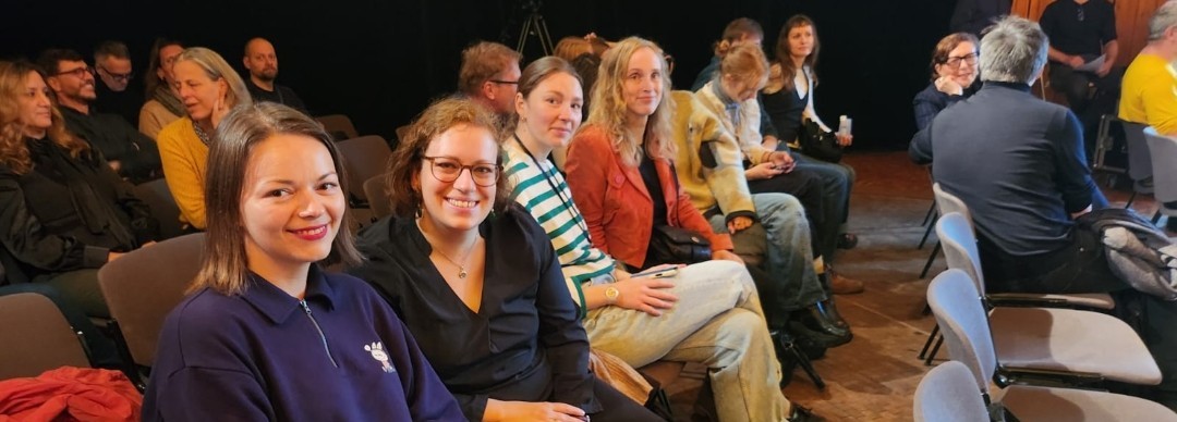 Das Projektteam freut sich auf die Ausstellungseröffnung von Green Planet Berlin. © HTW Berlin / Tobias Nettke