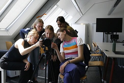 Gemeinsamer Kreativworkshop, in dem erste Ideen zur Gestaltung der Ausstellung und ein Projektstrukturplan entstanden sind. © HTW Berlin / Arianna Giusti-Hanza