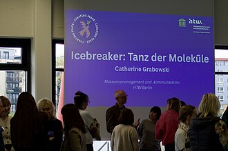 Keynote: Dr. Mariam Salehi. © HTW Berlin/ Josephine Manthey