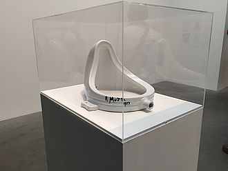 Fountain von Marcel Duchamp in der Tate Modern © HTW Berlin / Susan Kamel