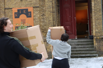 Mehr zum Making Of der Ausstellung in der Kiezkapelle. © HTW Berlin / Maike Frick