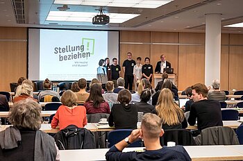 Das Organisationsteam der Tagung "Stellung beziehen! Wie neutral sind Museen?" 2018 auf der MUTEC Leipzig © HTW Berlin 