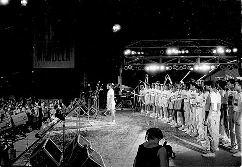 Foto-Objekt: Berlin, Festival des politischen Liedes ADN/ZB/Uhlemann/17.2.89/We/Berlin: 19. Festival des politischen Liedes